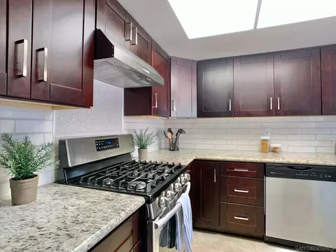 Kitchen - 3180 Lamar Ct, Spring Valley, CA 91977 photo 3 of 5