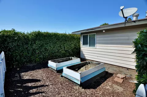 Exterior - 14333 Lolin Ln, Poway, CA 92064 photo 6 of 8