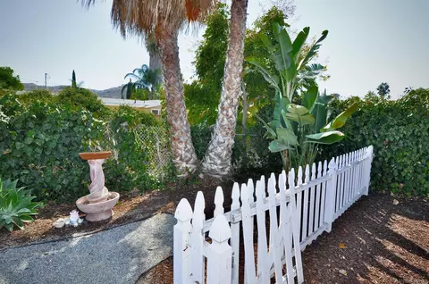 Exterior - 14333 Lolin Ln, Poway, CA 92064 photo 5 of 8