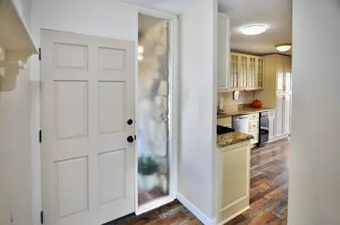 Entry Way - 14333 Lolin Ln, Poway, CA 92064 photo 3 of 4