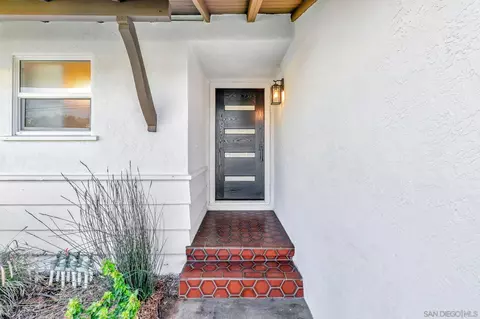 Entry Way - 9001 Orville St, Spring Valley, CA 91977 photo 1 of 2