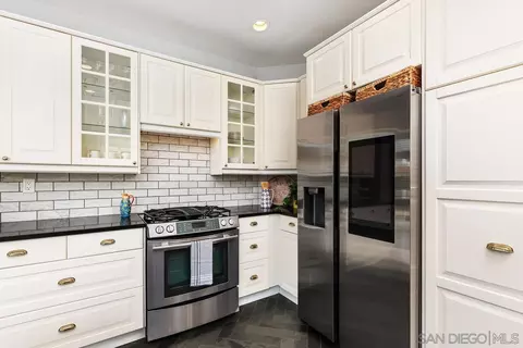 Kitchen - 5705 Caminito Pulsera, La Jolla, CA 92037 photo 3 of 4