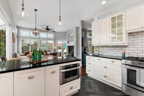Kitchen - 5705 Caminito Pulsera, La Jolla, CA 92037 photo 4 of 4