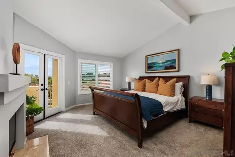 Bedroom - 5705 Caminito Pulsera, La Jolla, CA 92037 photo 2 of 5