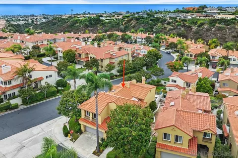 View/Area - 5705 Caminito Pulsera, La Jolla, CA 92037 photo 10 of 10