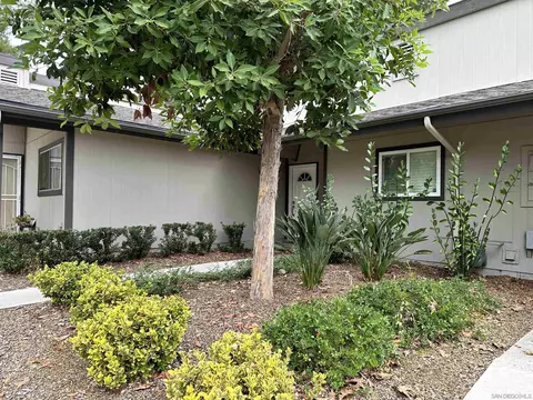 14149 Tarzana Rd, Poway, CA 92064