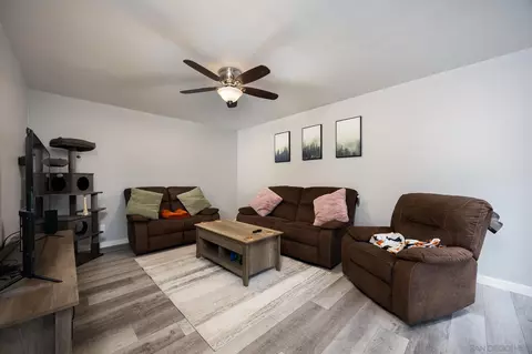 1192 Madera Ln, Vista, CA 92084 photo 4