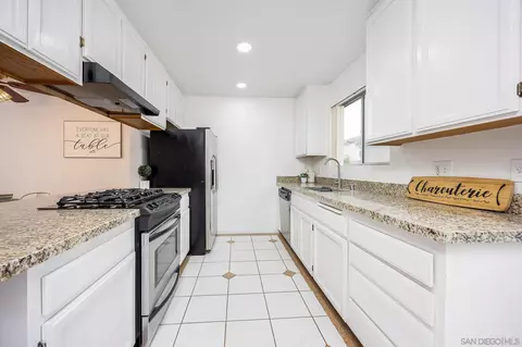 8866 Lamar St UNIT 4, Spring Valley, CA 91977 photo 11