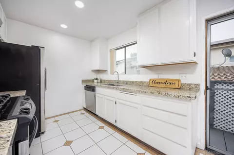 8866 Lamar St UNIT 4, Spring Valley, CA 91977 photo 12
