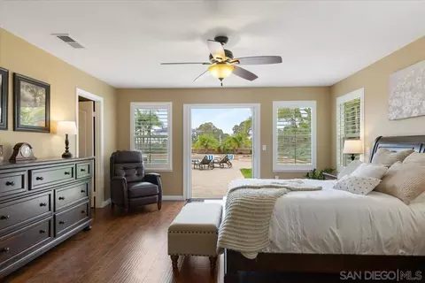 Bedroom - 368 Tom Mcguinness Jr Cir, Fallbrook, CA 92028 photo 4 of 5