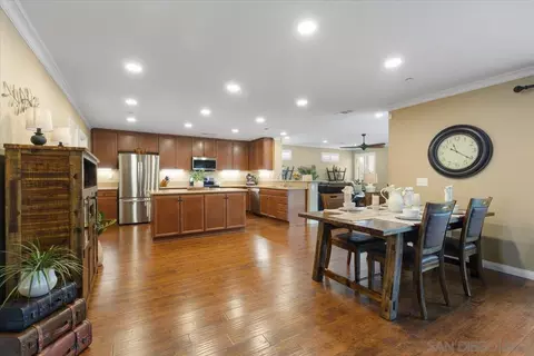Dining - 368 Tom Mcguinness Jr Cir, Fallbrook, CA 92028 photo 3 of 3