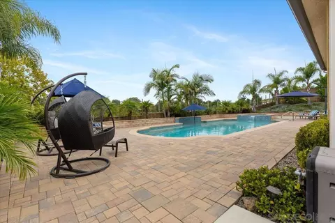 Exterior - 368 Tom Mcguinness Jr Cir, Fallbrook, CA 92028 photo 5 of 9