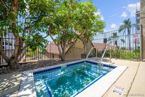 2445 Brant St #413, San Diego, CA 92101 photo 22