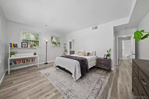 2445 Brant St #413, San Diego, CA 92101 photo 13