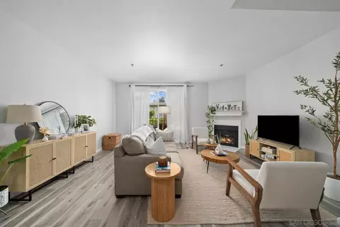 2445 Brant St #413, San Diego, CA 92101 photo 2