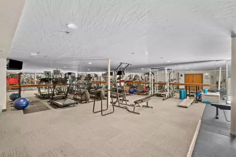 2445 Brant St #413, San Diego, CA 92101 photo 23