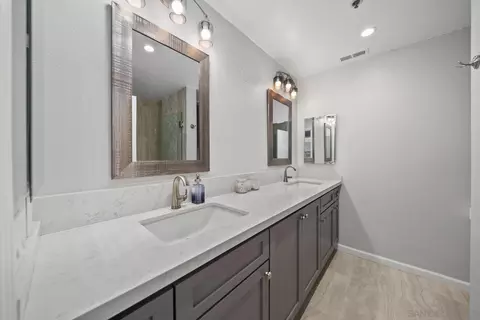 2445 Brant St #413, San Diego, CA 92101 photo 15