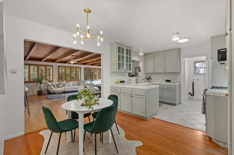 6182 Calle Tocon, San Diego, CA 92139