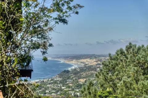 7301 Rue Michael, La Jolla, CA 92037 photo 1