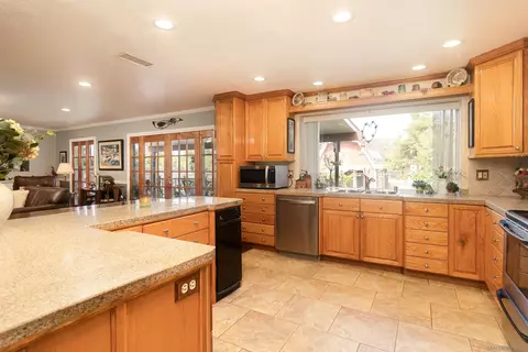 23811 Oak Meadow Dr, Ramona, CA 92065 photo 12