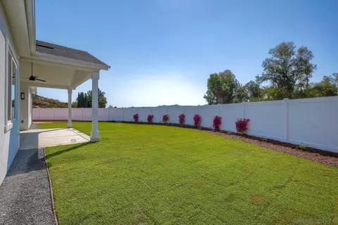 15110 Larchmont St, Poway, CA 92064 photo 29