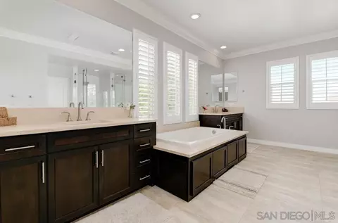 Bath - 7141 Sitio Corazon, Carlsbad, CA 92009 photo 1 of 6