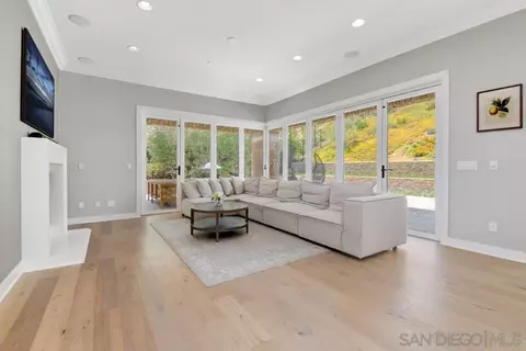 Living - 7141 Sitio Corazon, Carlsbad, CA 92009 photo 2 of 4