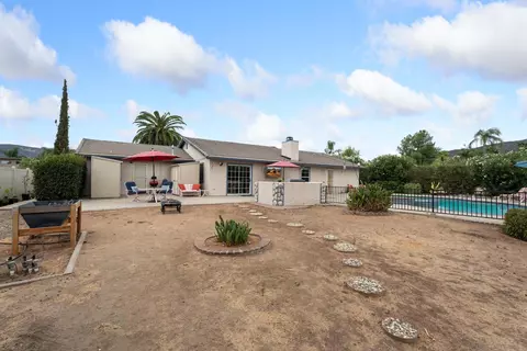 Exterior - 23812 Oak Meadow Dr, Ramona, CA 92065 photo 8 of 10