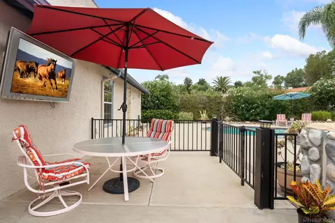 Exterior - 23812 Oak Meadow Dr, Ramona, CA 92065 photo 5 of 10