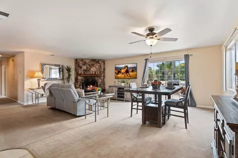 Living - 23812 Oak Meadow Dr, Ramona, CA 92065 photo 4 of 5