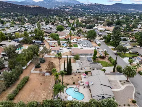 View/Area - 23812 Oak Meadow Dr, Ramona, CA 92065 photo 2 of 2
