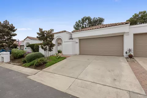 4663 Cordoba Way, Oceanside, CA 92056 photo 2