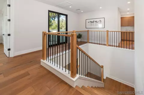 Entry Way - 1641 Hunsaker St, Oceanside, CA 92054 photo 2 of 2