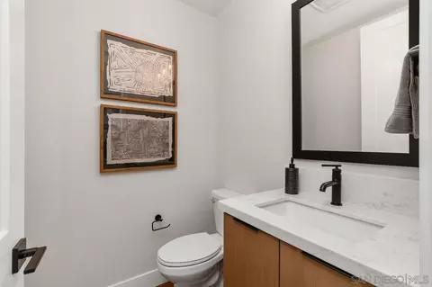Bath - 1641 Hunsaker St, Oceanside, CA 92054 photo 6 of 6