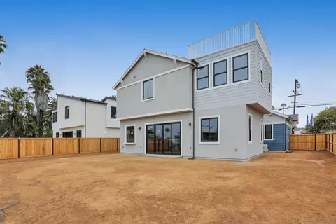Exterior - 1641 Hunsaker St, Oceanside, CA 92054 photo 5 of 7