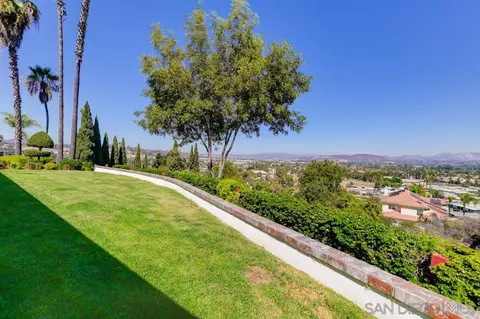 1133 Emerald Heights Rd, El Cajon, CA 92020 photo 6