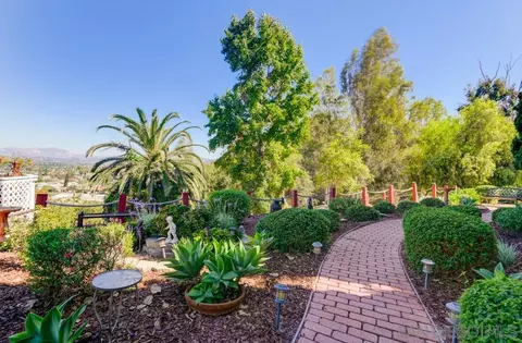 1133 Emerald Heights Rd, El Cajon, CA 92020 photo 35