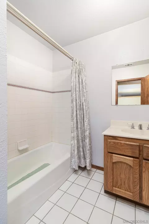 1380 Wenatchee Ave, El Cajon, CA 92021 photo 21