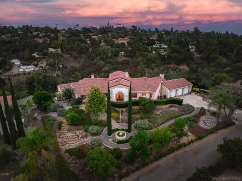 2025 N Stage Ter, Fallbrook, CA 92028