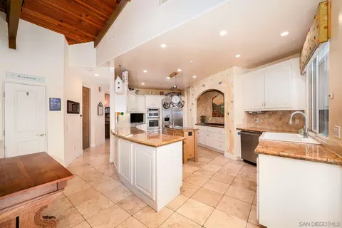2025 N Stage Ter, Fallbrook, CA 92028 photo 22