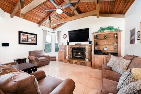2025 N Stage Ter, Fallbrook, CA 92028 photo 24