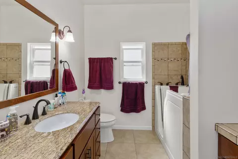 Bath - 5568 Hamill Ave, San Diego, CA 92120 photo 1 of 2