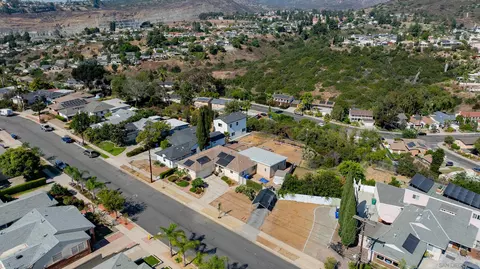 View/Area - 5568 Hamill Ave, San Diego, CA 92120 photo 2 of 5