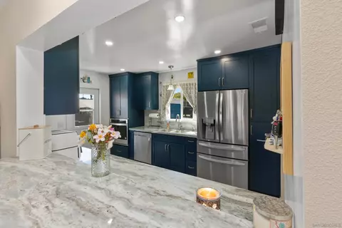 Kitchen - 5568 Hamill Ave, San Diego, CA 92120 photo 4 of 5