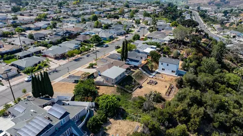 View/Area - 5568 Hamill Ave, San Diego, CA 92120 photo 1 of 5