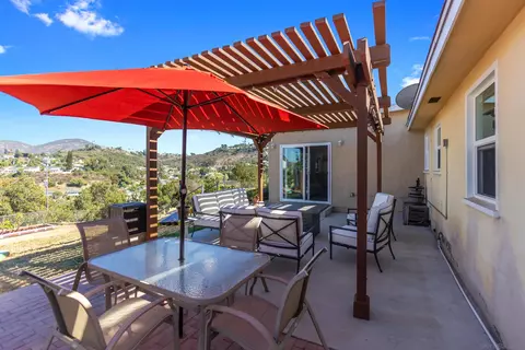 Exterior - 5568 Hamill Ave, San Diego, CA 92120 photo 2 of 5