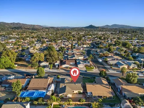 View/Area - 2162 E Lincoln Ave, Escondido, CA 92027 photo 2 of 5