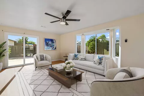 Living - 2162 E Lincoln Ave, Escondido, CA 92027 photo 2 of 7