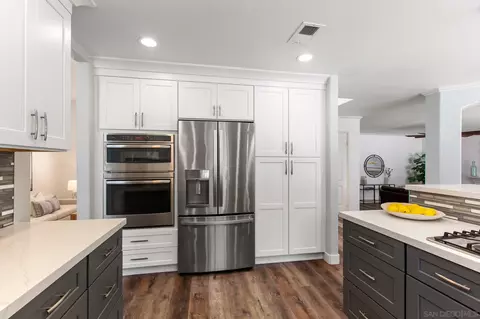 15951 Hidden Valley Dr, Poway, CA 92064 photo 8