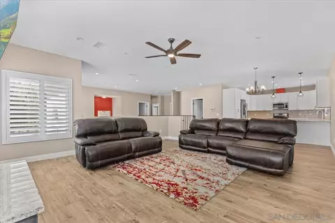 827 Renfro Way, El Cajon, CA 92019 photo 4